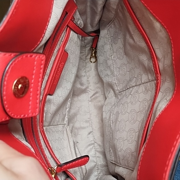 Michael Kors Red Large Hamilton Lock Tote Hobo Bag - Picture 9 of 14